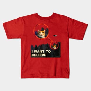 I WANT TO BELIEVE (In Cats!) Kids T-Shirt